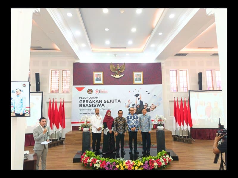 Peluncuran Gerakan Sejuta Beasiswa untuk Indonesia di Kemenko PMK RI (Juli 2025) — Forum Beasiswa Indonesia bersama jaringan ISC