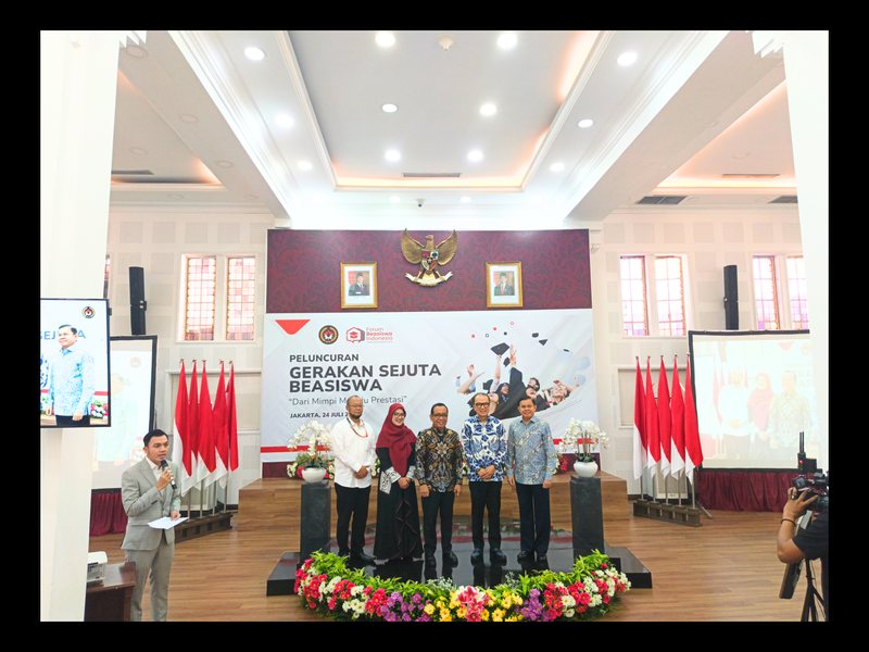 Peluncuran Gerakan Sejuta Beasiswa